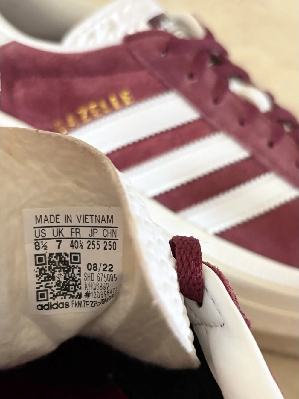 ADISAS Gazelle Bold Suede Platform Sneakers |Shadow Red Cloud White | Size 8.5